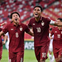 “ธีรศิลป์” เบิ้ลสอง พา ช้างศึก เฉือน ฟิลิปปินส์ 2-1 ลิ่วรองรองฯ อาเซียน คัพ