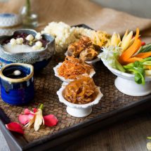 ชุดข้าวแช่ชาววัง….อร่อยได้ทุกฤดู￼