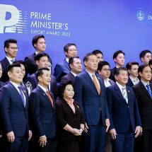 นายกฯ มอบรางวัล 40 สุดยอดผู้ส่งออก PM’s Export Awardเร่งนโยบายตลาดนำ นวัตกรรมเสริม เพิ่มรายได้