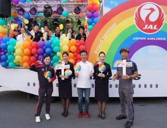 เจแปนแอร์ไลน์ ร่วมแสดงพลังแห่งความเท่าเทียมทางเพศในไทย ยกขบวนพาเหรดสร้างสีสันถนนสีรุ้ง ในงาน LOVE PRIDE PARADE 2024 ครั้งแรกสุดยิ่งใหญ่