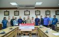 มูลนิธิป่อเต็กตึ๊ง ซับน้ำตา บรรเทาทุกข์ – เยียวยาผู้บาดเจ็บ และมอบเงินช่วยเหลือค่าฌาปนกิจแก่ญาติผู้เสียชีวิตจากเหตุโรงงานพลุระเบิด บ้านโพธิ์ จ.สุพรรณบุรี