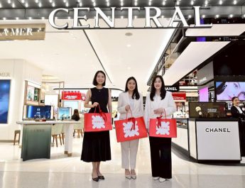 ฝั่งธนคึกคักรับปีม้า! ห้างสรรพสินค้าเซ็นทรัล ในเครือเซ็นทรัล รีเทล ปรับโฉม “ห้างสรรพสินค้าเซ็นทรัลปิ่นเกล้า” ครั้งใหญ่ให้ ‘ช้อปฟีลใหม่ เล่นใหญ่กว่าเดิม’ ขึ้นแท่นไลฟ์สไตล์แลนด์มาร์กแห่งประตูสู่ภาคตะวันตกดันทราฟฟิกเติบโตราว 30% ภายในกว่า 2 เดือน