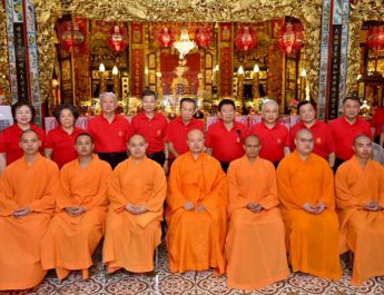 มูลนิธิป่อเต็กตึ๊ง จัดพิธีจุดเทียนเปิดงานเทศกาลง่วนเซียว ประจำปี 2569 ณ ศาลเจ้าไต้ฮงกง พลับพลาไชย กรุงเทพฯ