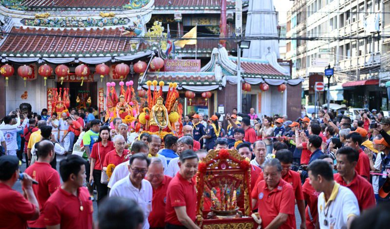 มูลนิธิป่อเต็กตึ๊ง จัดพิธีต้อนรับและอัญเชิญขบวนเจ้าแม่ลิ้มกอเหนี่ยวจากหาดใหญ่ ประจำปี 2569 ประดิษฐาน ณ ลานสำนักงาน มูลนิธิป่อเต็กตึ๊ง พลับพลาไชย