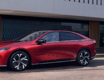 มาสด้าบุกตลาดรถไฟฟ้าเต็มรูปแบบ เปิดตัว The All-Electric Mazda6e สปอร์ต หรูหรา สง่างาม มาตรฐานยุโรป คุณภาพเหนือราคา