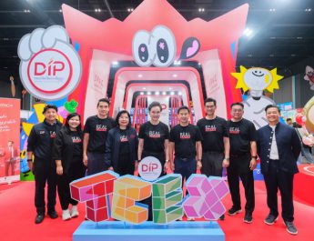 “พาณิชย์” เปิดงาน TCEX 2026 ชูทรัพย์สินทางปัญญาเป็นพลังขับเคลื่อนเศรษฐกิจสร้างสรรค์ไทย หนุนต่อยอดไอเดียสู่มูลค่าทางธุรกิจ คาดมูลค่าเจรจาธุรกิจทะลุ 500 ล้านบาท