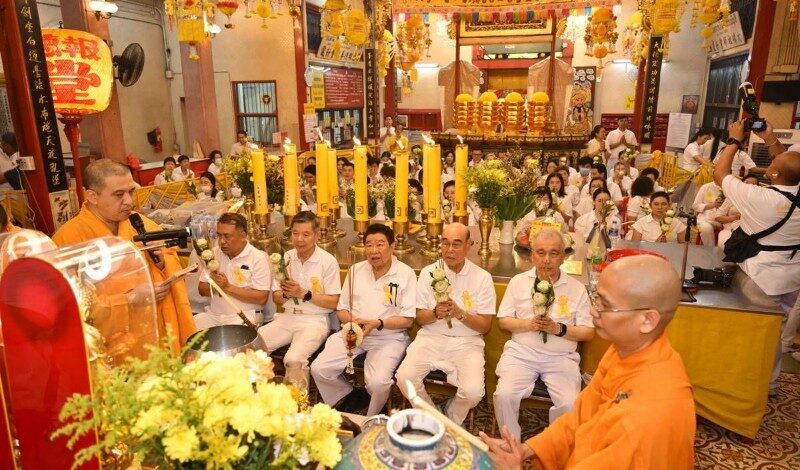 มูลนิธิป่อเต็กตึ๊ง รวมพลังผู้มีจิตศรัทธา จัดพิธีเวียนธูปศักดิ์สิทธิ์ เนื่องในเทศกาลกินเจ ประจำปี 2569